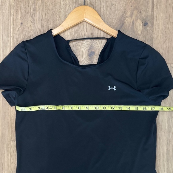 Under Armour Women's Jet Black Short Sleeve Top - Picture 4 of 4